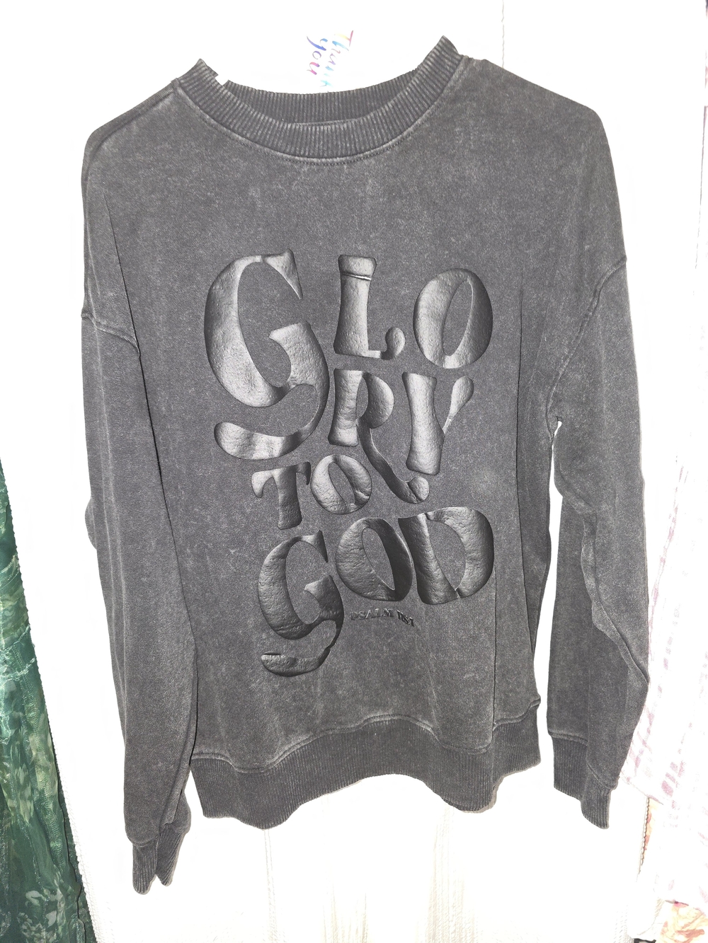 Women's M Crewneck Sweatshirt with 'Glory To God' Embossed Graphic - Charcoal